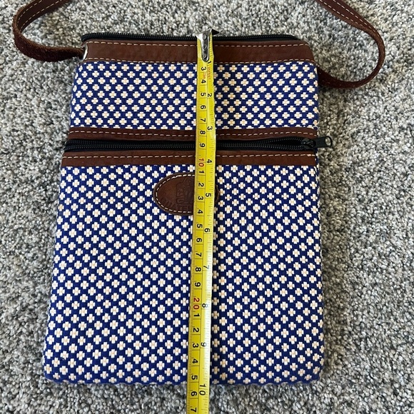 Guatemala Colorful Blue/white/Yellow Floral Woven Leather Strap Crossbody Bag - Picture 10 of 12